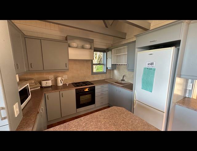 5 BEDROOM HOUSE SOLD IN KEURBOOMSTRAND